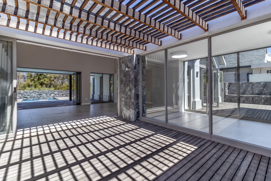 4 Bedroom Property for Sale in Pearl Valley at Val de Vie Western Cape